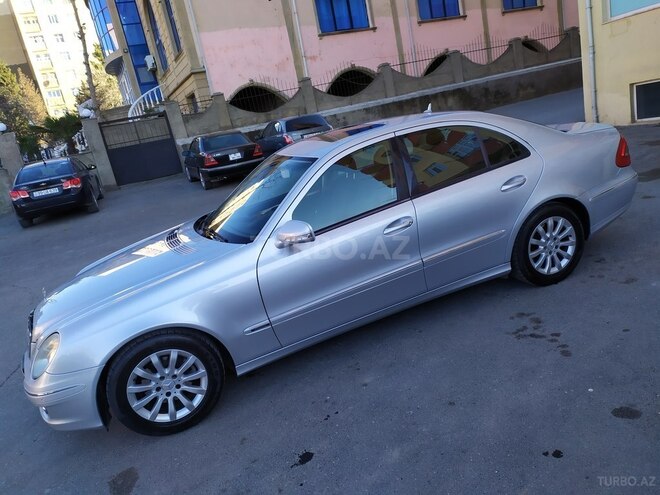 Mercedes E 200 2006, 295,000 km - 2.2 l - Bakı