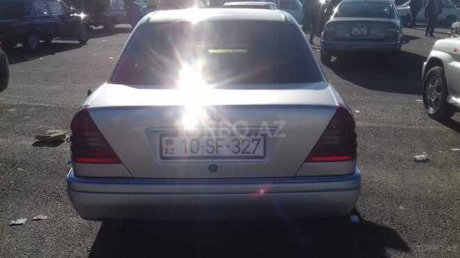 Mercedes C 180 1995, 220,000 km - 1.8 л - Bakı