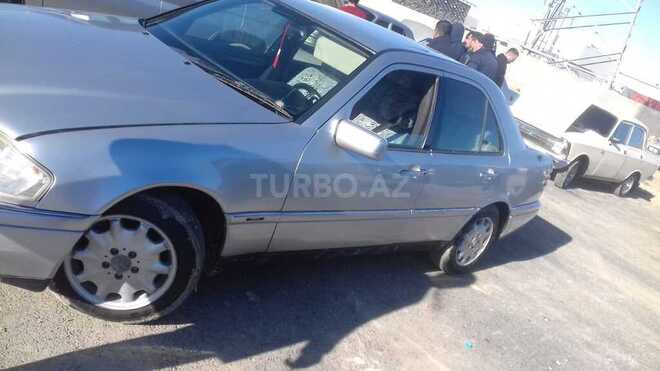 Mercedes C 180 1995, 220,000 km - 1.8 л - Bakı