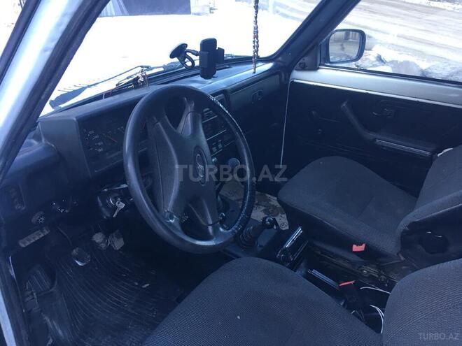 LADA (VAZ) Niva 2002, 98,000 km - 1.7 l - Göygöl