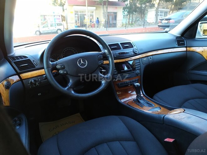 Mercedes E 200 2006, 295,000 km - 2.2 l - Bakı
