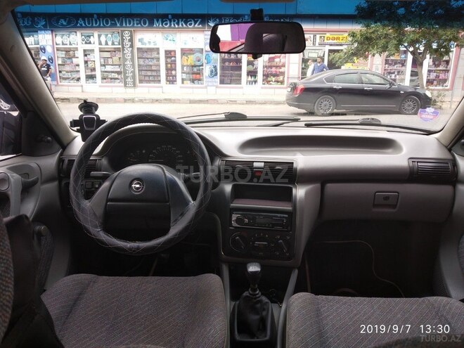 Opel Astra 1992, 311,200 km - 1.4 l - Bakı