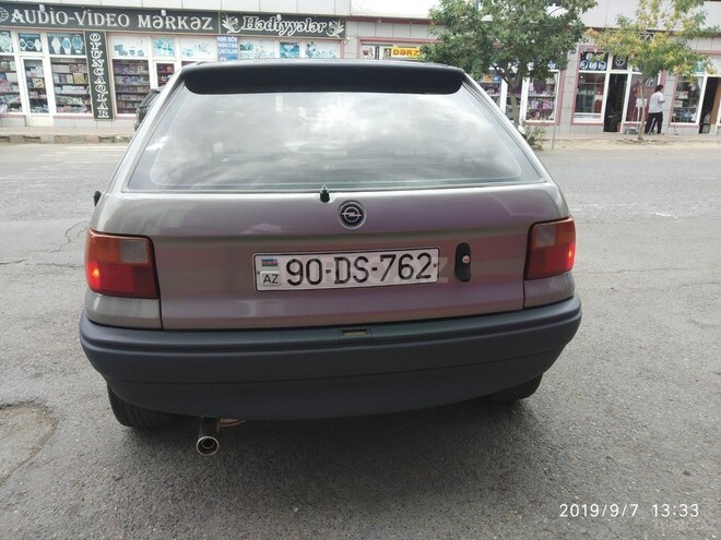 Opel Astra 1992, 311,200 km - 1.4 l - Bakı