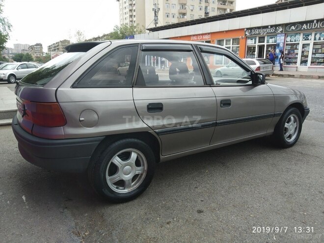 Opel Astra 1992, 311,200 km - 1.4 l - Bakı