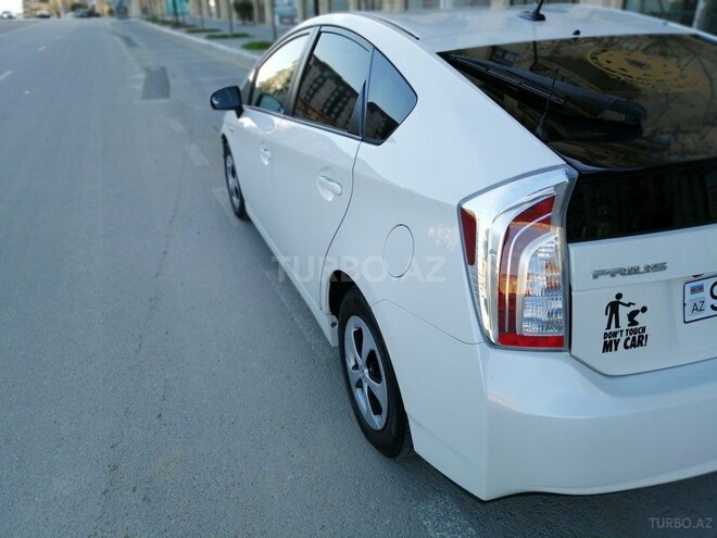 Toyota Prius 2013, 110,000 km - 1.8 l - Bakı