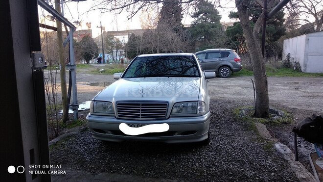 Mercedes C 180 1999, 257,000 km - 1.8 l - Bakı