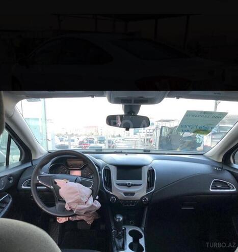 Chevrolet Cruze 2018, 15,334 km - 1.4 l - Sumqayıt