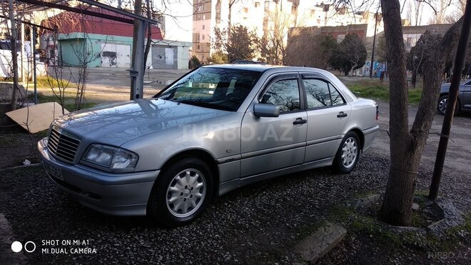 Mercedes C 180 1999, 257,000 km - 1.8 l - Bakı