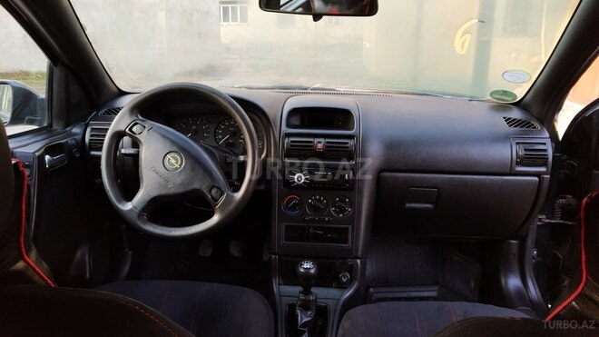 Opel Astra 1999, 303,000 km - 1.6 l - Xaçmaz