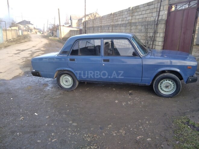 LADA (VAZ) 2107 2006, 45,000 km - 1.6 l - Quba