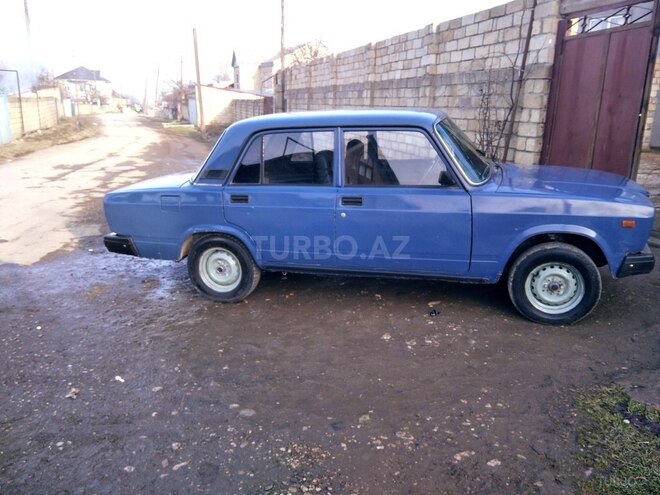 LADA (VAZ) 2107 2006, 45,000 km - 1.6 l - Quba