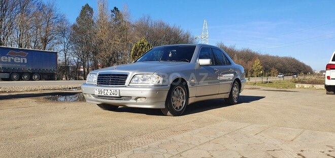 Mercedes C 240 2000, 123,626 km - 2.4 l - Masallı