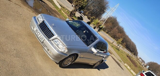 Mercedes C 240 2000, 123,626 km - 2.4 l - Masallı