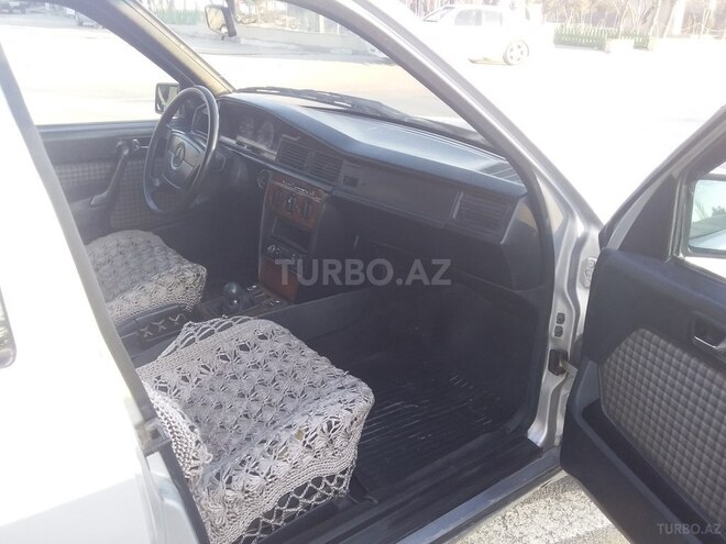 Mercedes 190 1992, 326,589 km - 2.0 л - Sumqayıt