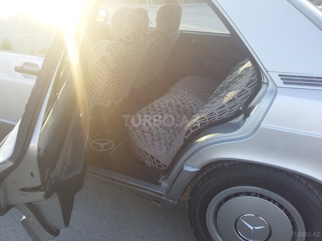 Mercedes 190 1992, 326,589 km - 2.0 л - Sumqayıt