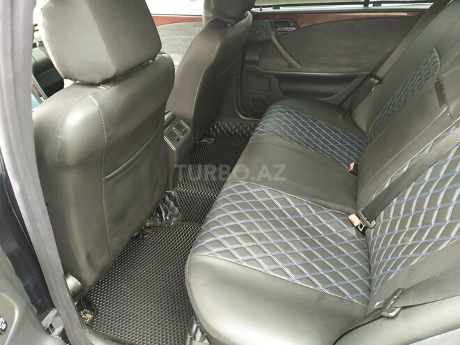 Mercedes E 220 2001, 280,000 km - 2.2 l - Sumqayıt