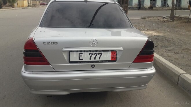 Mercedes C 180 2000, 268,085 km - 1.8 l - Mingəçevir