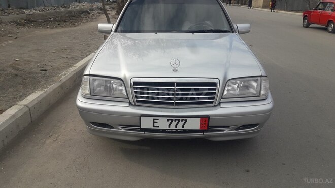 Mercedes C 180 2000, 268,085 km - 1.8 l - Mingəçevir