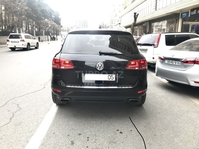 Volkswagen Touareg 2010, 97,300 km - 3.6 l - Bakı