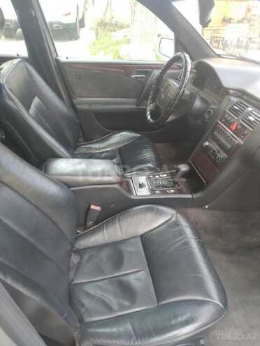 Mercedes E 280 1996, 236,000 km - 2.8 л - Bakı