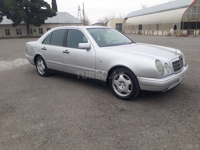 Mercedes E 200 1998, 462,730 km - 2.0 l - Tovuz