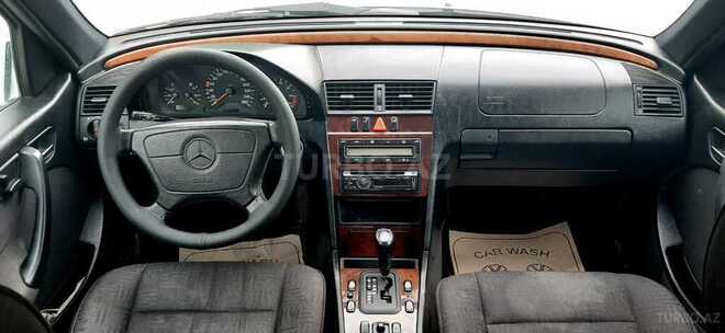 Mercedes C 240 1999, 280,000 km - 2.4 l - Sumqayıt