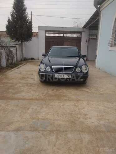 Mercedes E 240 2000, 241,000 km - 2.4 l - Qəbələ