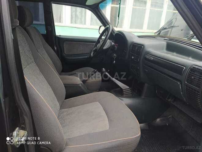 GAZ 31105 2006, 142,186 km - 2.4 l - Quba