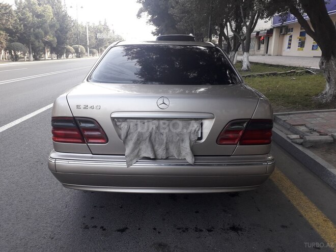 Mercedes E 240 2000, 326,000 km - 2.4 l - Sumqayıt