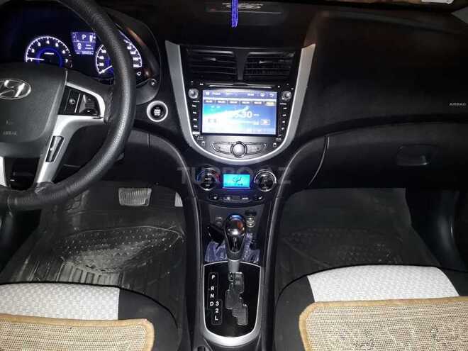 Hyundai Accent 2011, 59,000 km - 1.6 л - Bakı
