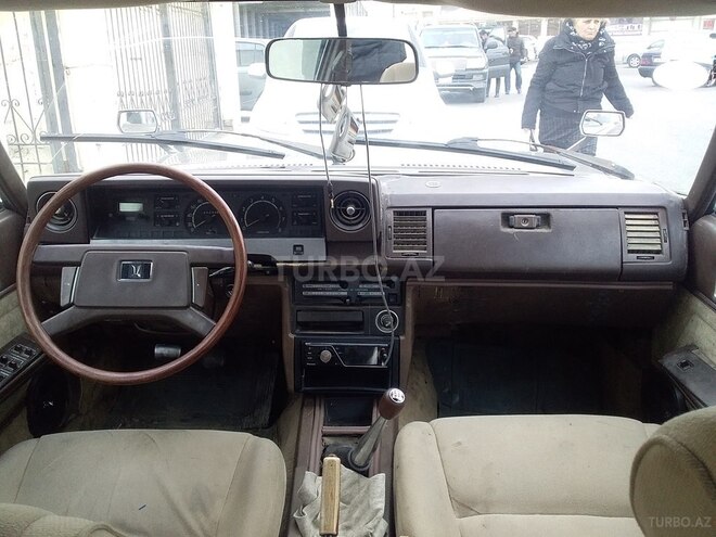 Toyota Corolla 1987, 290,000 km - 1.8 l - Bakı