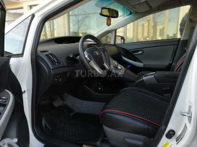 Toyota Prius 2013, 110,000 km - 1.8 l - Bakı