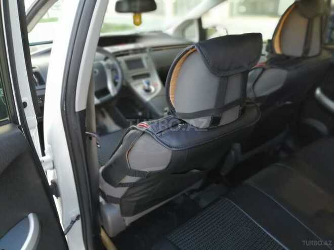 Toyota Prius 2013, 110,000 km - 1.8 l - Bakı