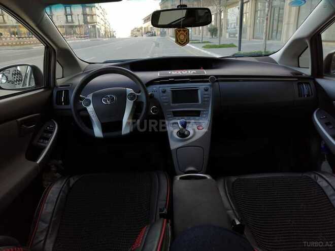 Toyota Prius 2013, 110,000 km - 1.8 l - Bakı