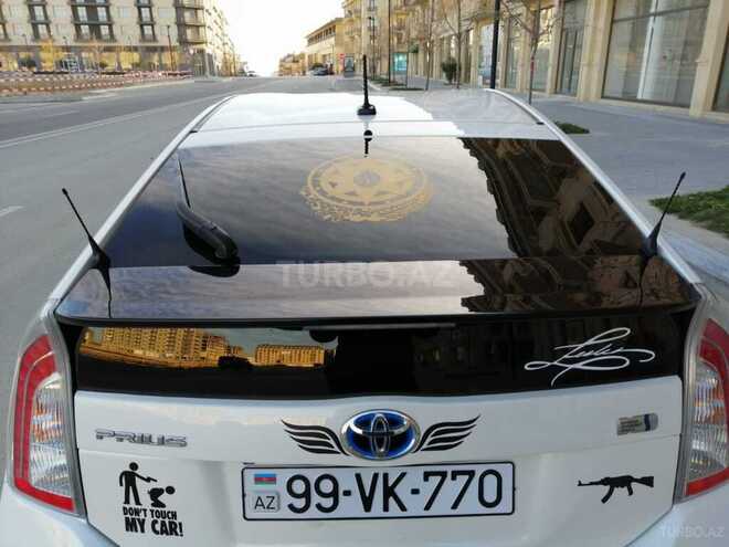 Toyota Prius 2013, 110,000 km - 1.8 l - Bakı