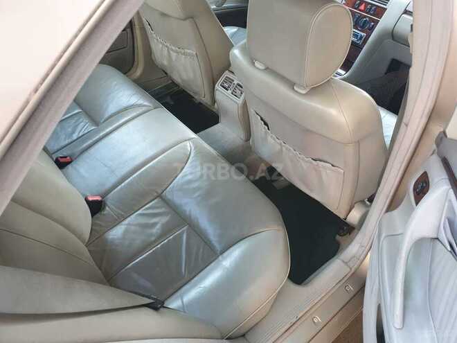 Mercedes E 220 2000, 276,979 km - 2.2 l - Balakən