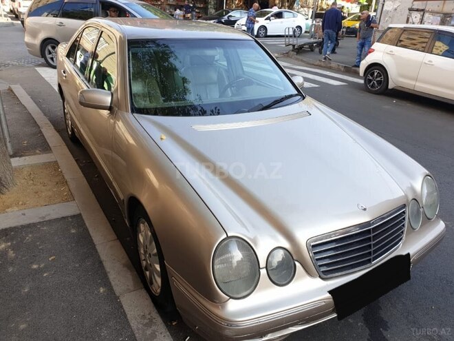 Mercedes E 220 2000, 254,875 km - 2.2 l - Balakən