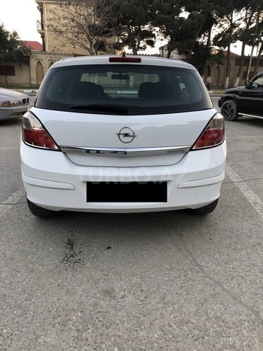 Opel Astra 2009, 179,000 km - 1.4 l - Bakı