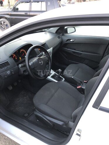 Opel Astra 2009, 179,000 km - 1.4 l - Bakı
