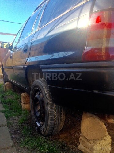 Opel Astra 1992, 319,202 km - 1.7 l - Bakı