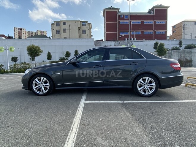 Mercedes E 220 2011, 190,000 km - 2.2 л - Bakı