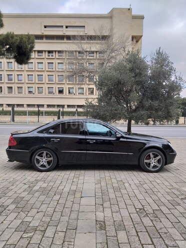 Mercedes E 240 2002, 232,000 km - 2.6 l - Bakı