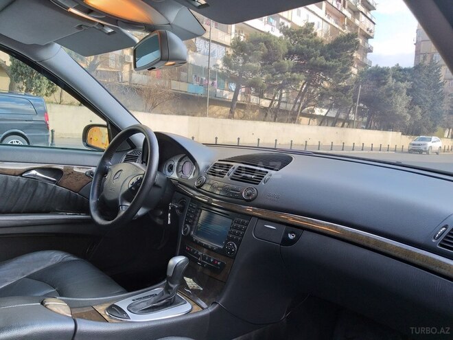 Mercedes E 240 2002, 232,000 km - 2.6 l - Bakı