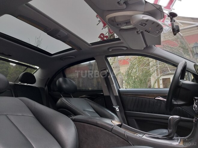 Mercedes E 240 2002, 232,000 km - 2.6 l - Bakı