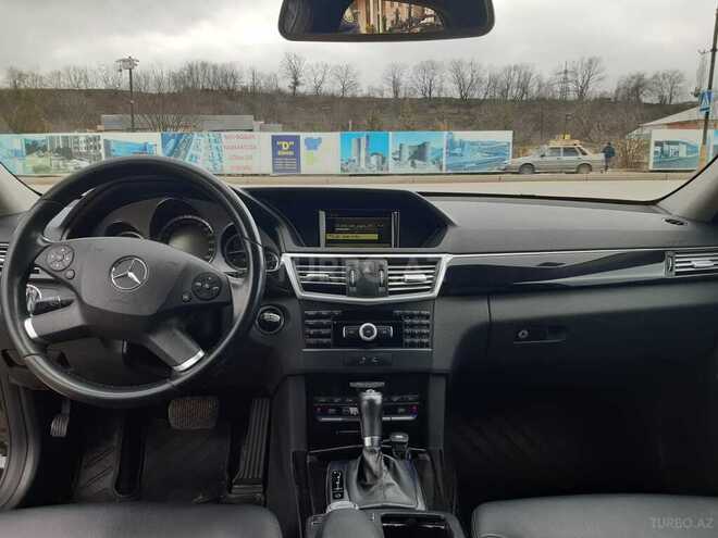 Mercedes E 220 2011, 209,000 km - 2.2 л - Quba