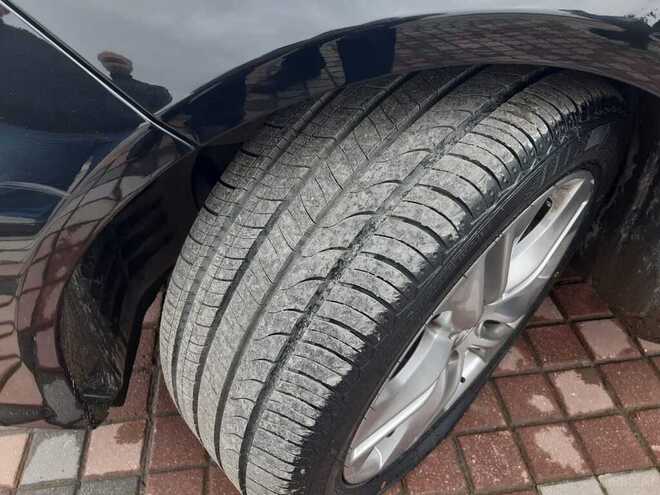 Mercedes E 220 2011, 209,000 km - 2.2 л - Quba