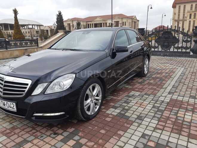 Mercedes E 220 2011, 209,000 km - 2.2 л - Quba