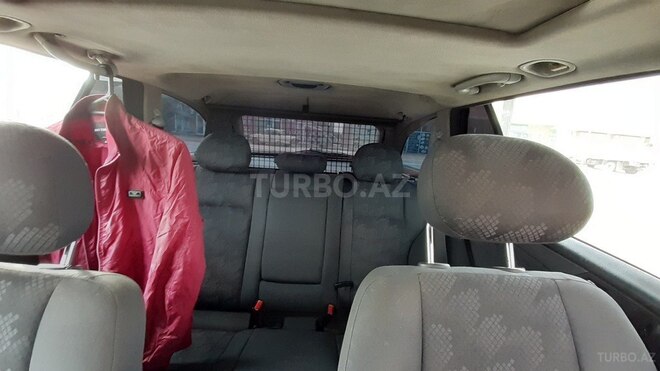 Mercedes C 200 2001, 307,000 km - 2.0 л - Bakı