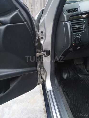 Mercedes E 230 1997, 290,000 km - 2.3 л - Bakı