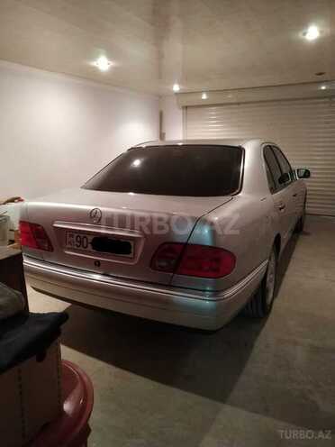 Mercedes E 230 1997, 290,000 km - 2.3 л - Bakı